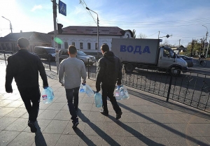 Около 500 человек отравились в Махачкале питьевой водой